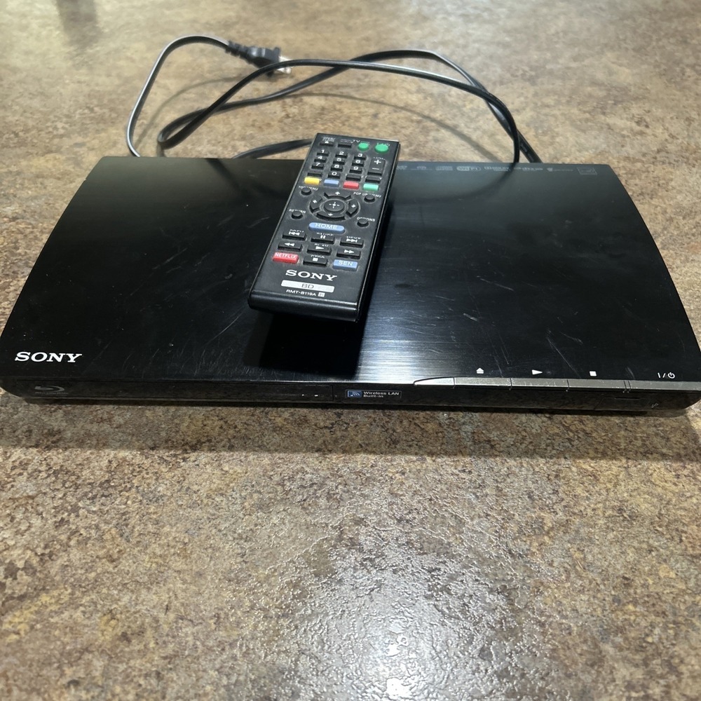 Sony BDP-S390 Blu-Ray Disc Player w/ Remote